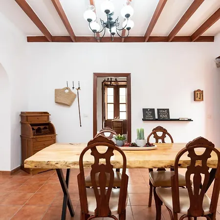 Casa Acero بيت للعطل *