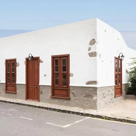 Casa Acero بيت للعطل *